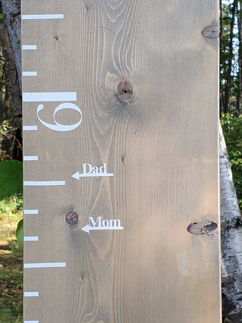 A Simple Parent Height Markers growth chart with the words dad and mom from Little Prairie Craft Co.